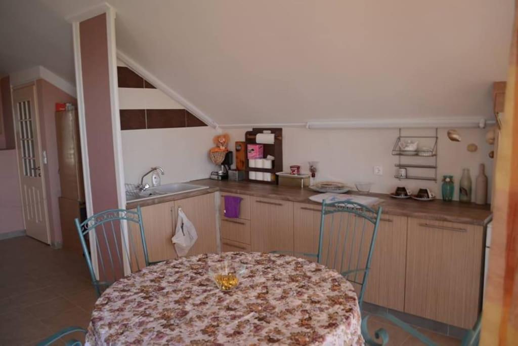 Dimitra's Loft House