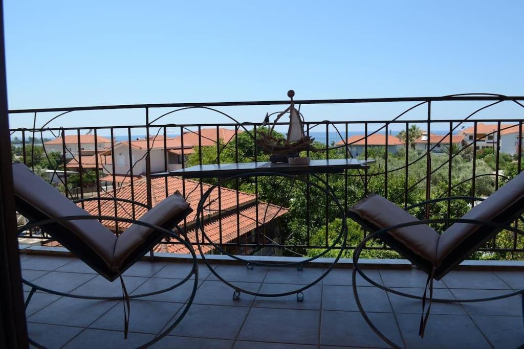 Dimitra's Loft House